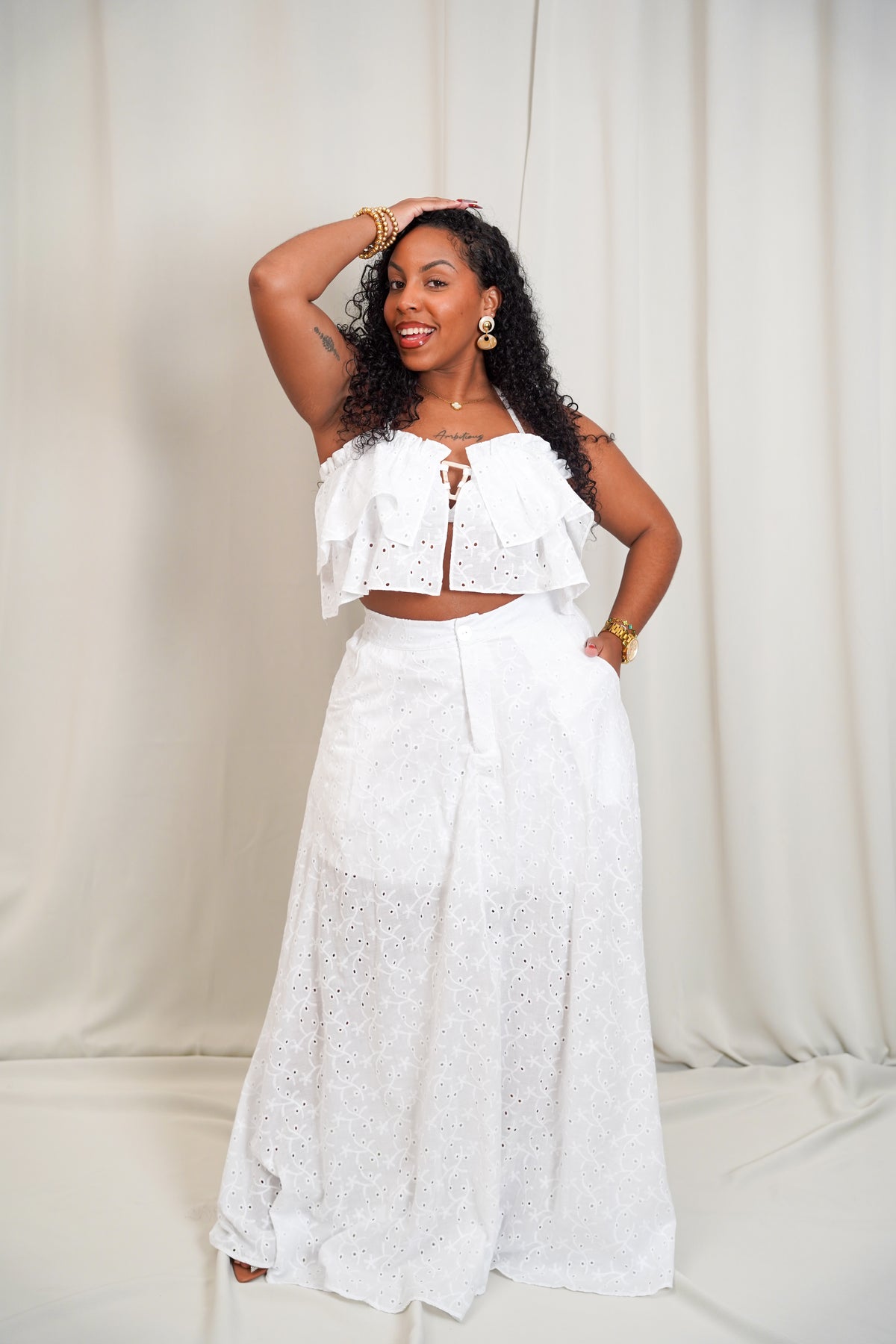 Top Romance à bretelles fines  blanc - Broderie Anglaise à Volants