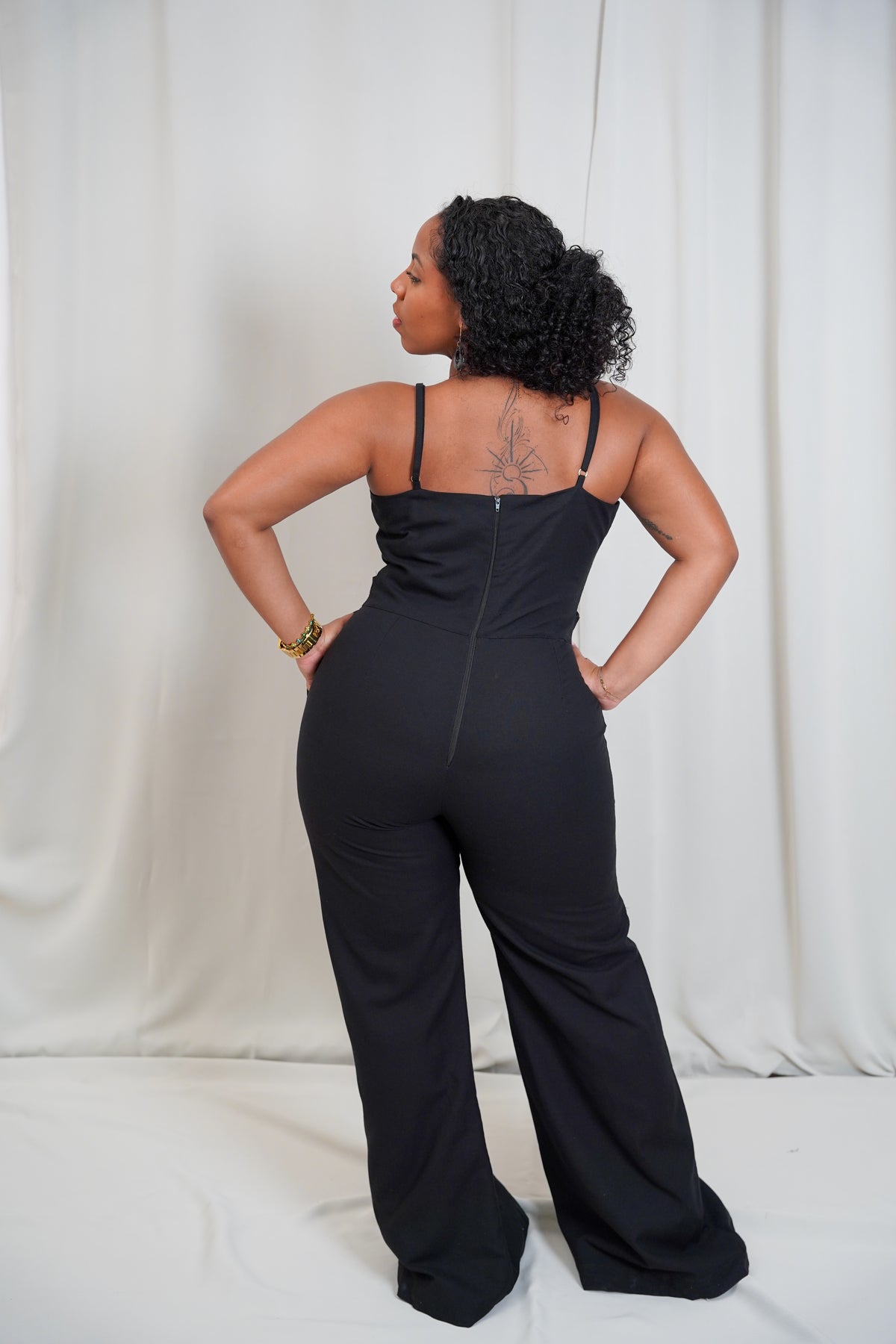 Combinaison pantalon fluide à fines bretelles